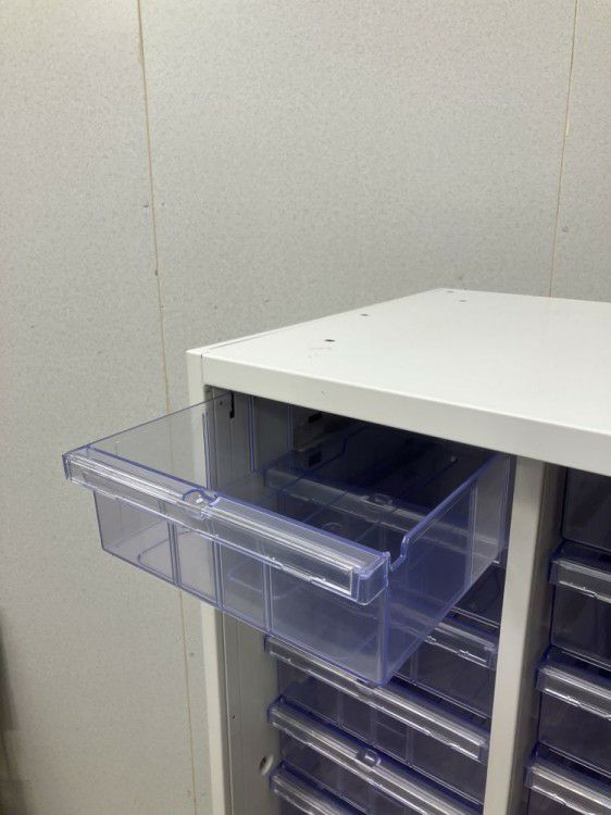 プラスL6シリーズ シャッター扉付A4クリアケース書庫 商品画像4