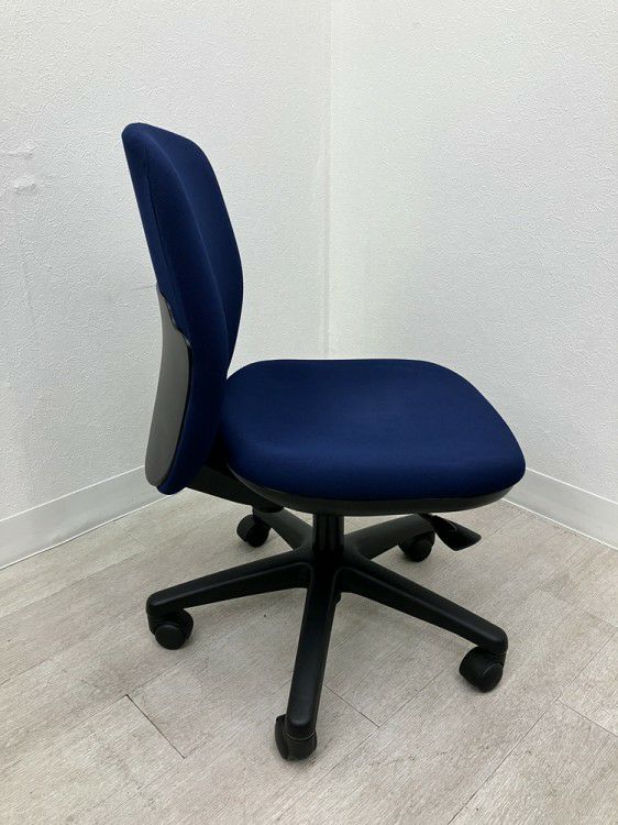 ウチダ（内田洋行）エニーザ（Anyza）チェア エニーザチェア 商品画像3