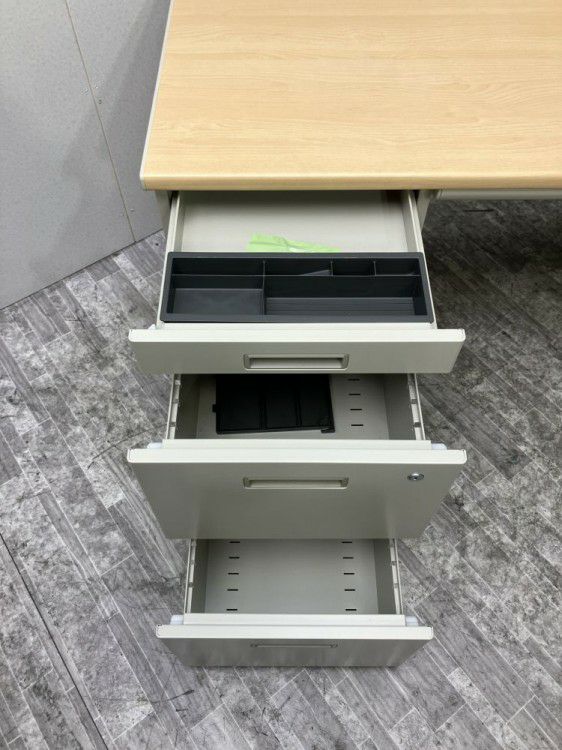 トヨスチール1200片袖デスク 商品画像4