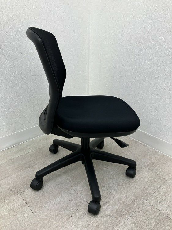 ウチダ（内田洋行）エニーザ（Anyza）チェア エニーザチェア 商品画像3