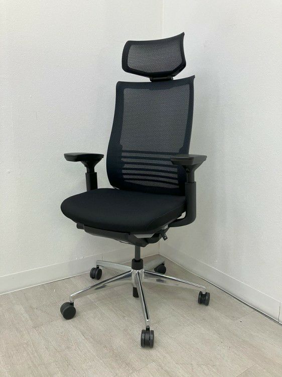 コクヨBezel(ベゼル)チェア 可動肘付ベゼルチェア　 商品画像1