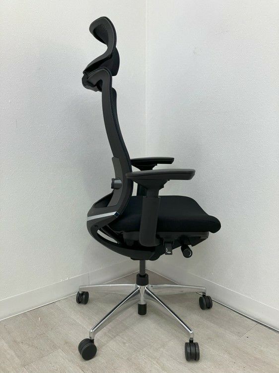 コクヨBezel(ベゼル)チェア 可動肘付ベゼルチェア　 商品画像3