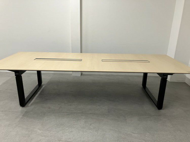 コクヨ電動昇降式3200ミーティングテーブル 商品画像2