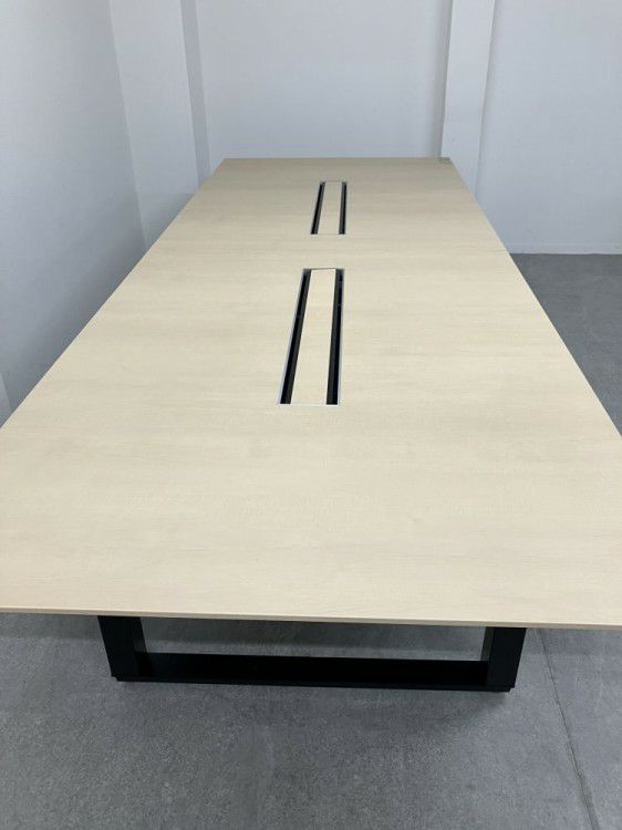 コクヨ電動昇降式3200ミーティングテーブル 商品画像5