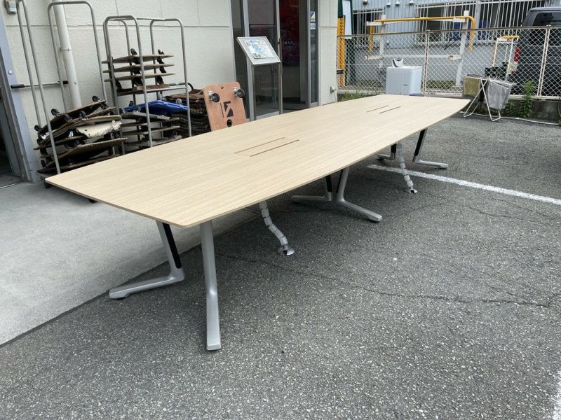 イトーキDF Table (DFテーブル)シリーズ ミーティングテーブル 商品画像1