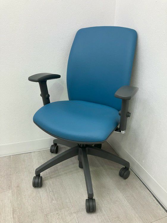 アイコOA-2100シリーズ 可動肘付OAチェア 商品画像1