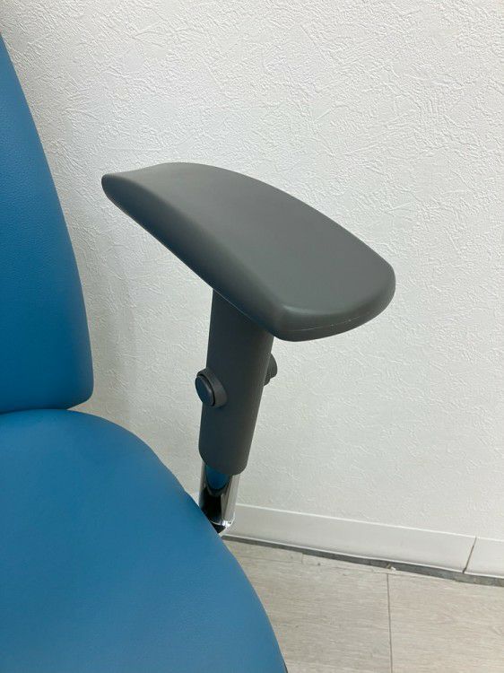 アイコOA-2100シリーズ 可動肘付OAチェア 商品画像12