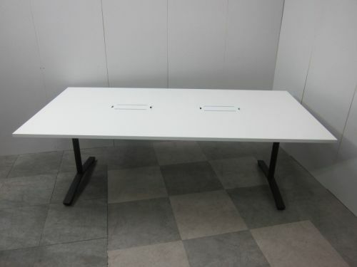 コクヨビエナ（VIENA）シリーズ 2100ミーティングテーブル 商品画像1