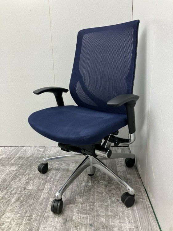 オカムラZephyr(ゼファー)シリーズ 可動肘付ゼファーチェア 商品画像1