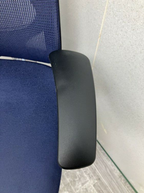 オカムラZephyr(ゼファー)シリーズ 可動肘付ゼファーチェア 商品画像9