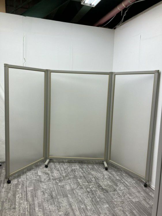3連結パーテーション 商品画像1