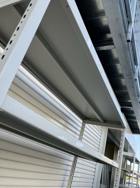 コクヨ中軽量棚 商品画像6