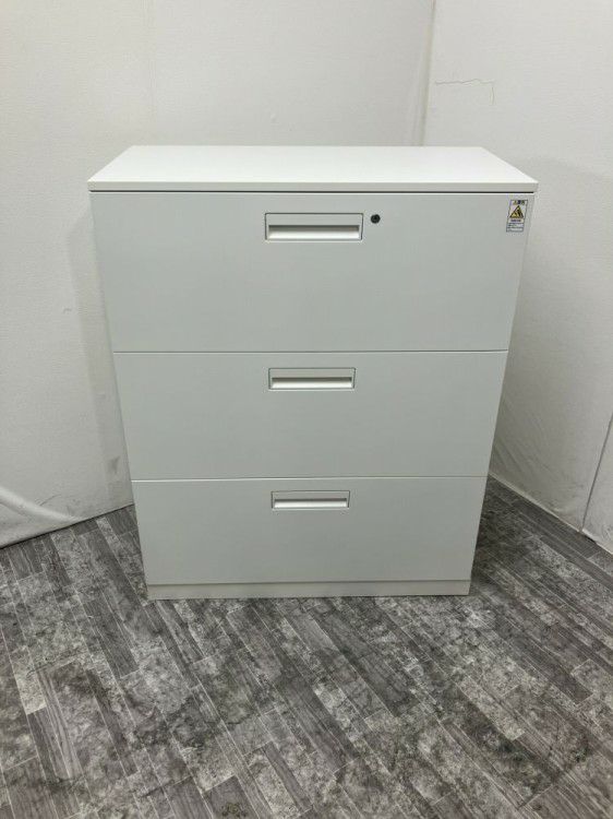 コクヨEDIA(エディア)シリーズ 天板付3段ラテラル書庫 商品画像1