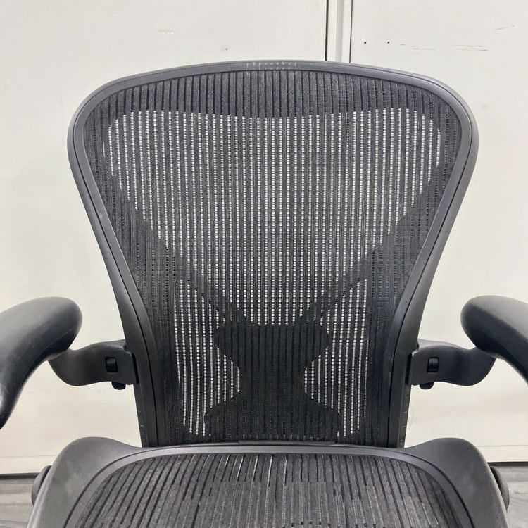 HermanMiller（ハーマンミラー）アーロンチェア 可動肘付アーロンチェア 商品画像10
