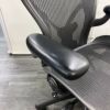 HermanMiller（ハーマンミラー）アーロンチェア 可動肘付アーロンチェア 商品画像12