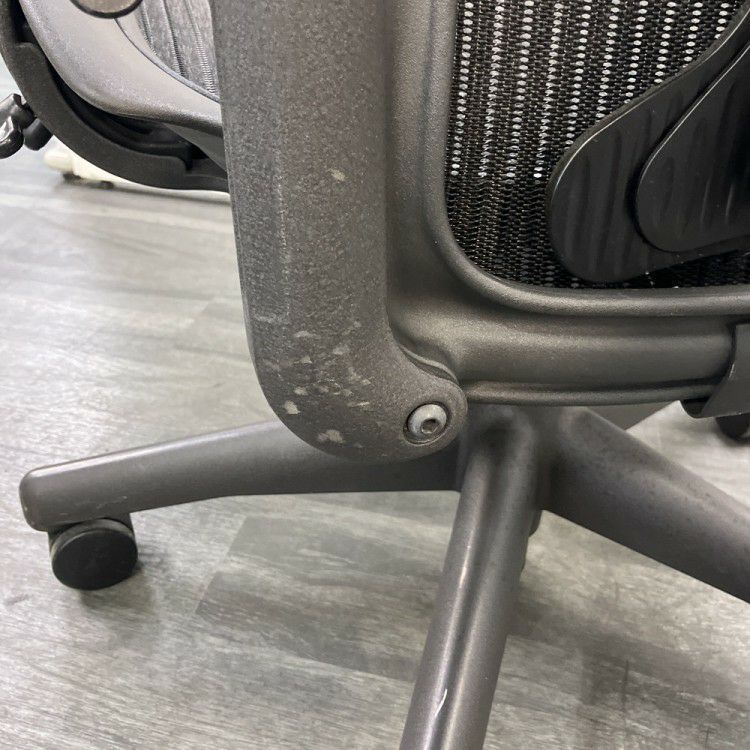 HermanMiller（ハーマンミラー）アーロンチェア 可動肘付アーロンチェア 商品画像20