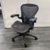 HermanMiller（ハーマンミラー）アーロンチェア 可動肘付アーロンチェア 商品画像1