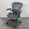 HermanMiller（ハーマンミラー）アーロンチェア 可動肘付アーロンチェア 商品画像1