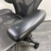 HermanMiller（ハーマンミラー）アーロンチェア 可動肘付アーロンチェア 商品画像13