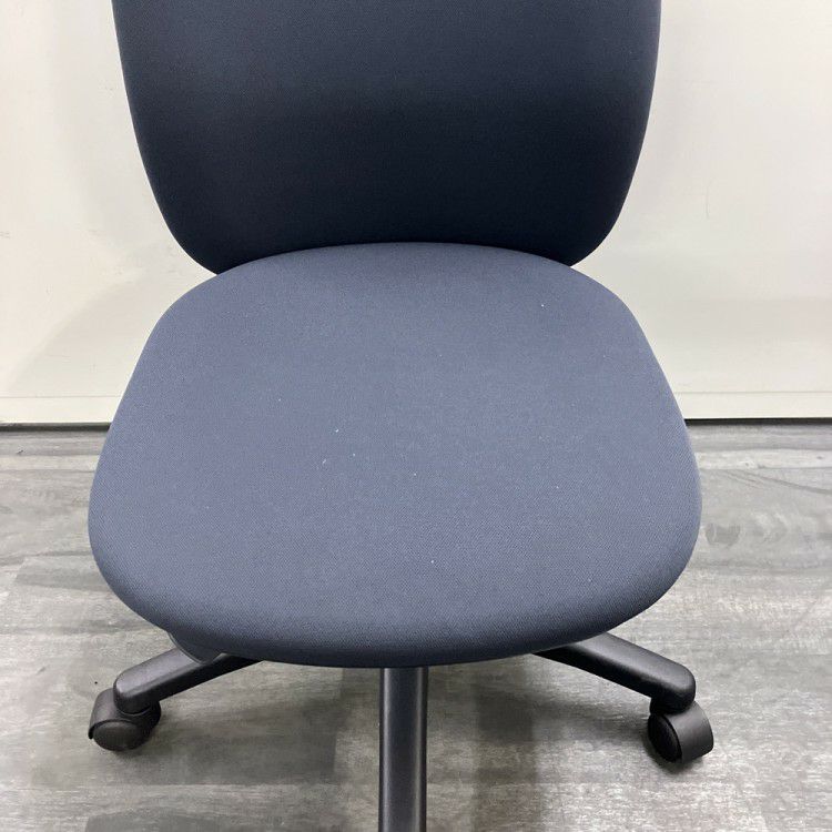 ウチダ（内田洋行）エニーザ（Anyza）チェア エニーザチェア 商品画像8