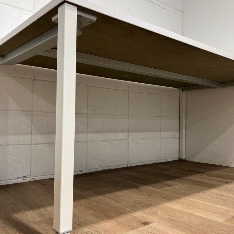 オカムラAption Free(アプションフリー)シリーズ ミーティングテーブル 商品画像8