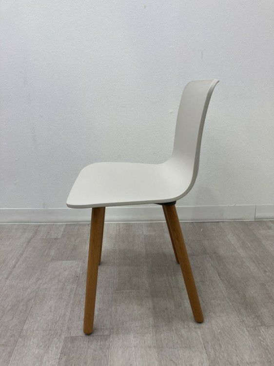 Vitra（ヴィトラ）ハルウッド（HAL Wood）シリーズ ハルウッドチェア 商品画像4