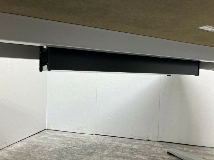 オカムラLiftio(リフティオ)シリーズ 1800ミーティングテーブル 商品画像4