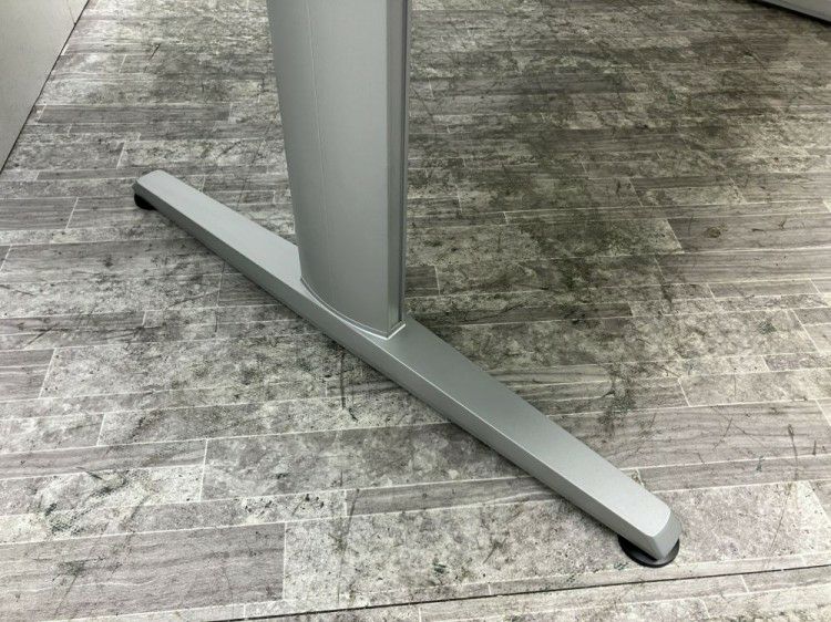 オカムラLiftio(リフティオ)シリーズ 1800ミーティングテーブル 商品画像8