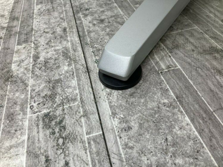 オカムラLiftio(リフティオ)シリーズ 1800ミーティングテーブル 商品画像9