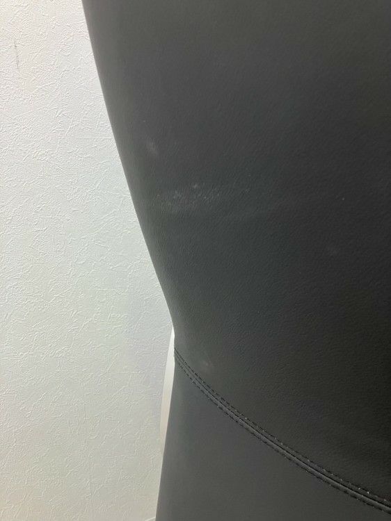 オカムラVILLAGE(ビラージュ)シリーズ 固定肘付役員チェア 商品画像13