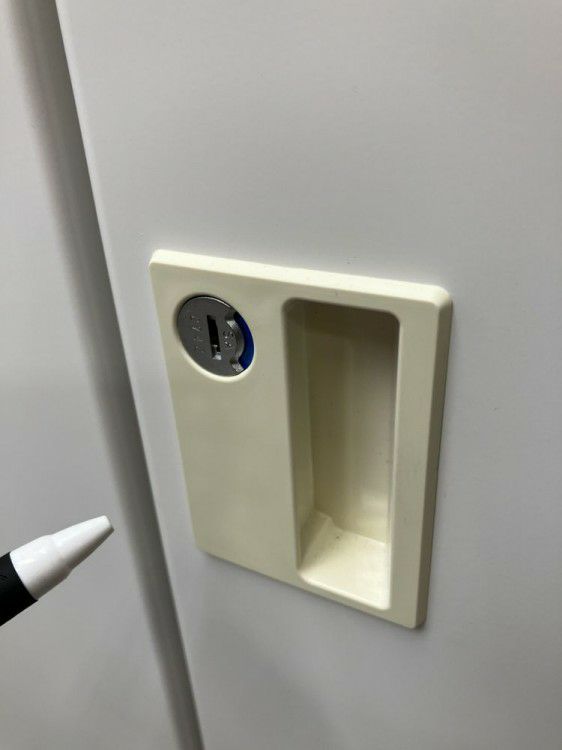 イトーキWN型ロッカーシリーズ 4人用ロッカー 商品画像7