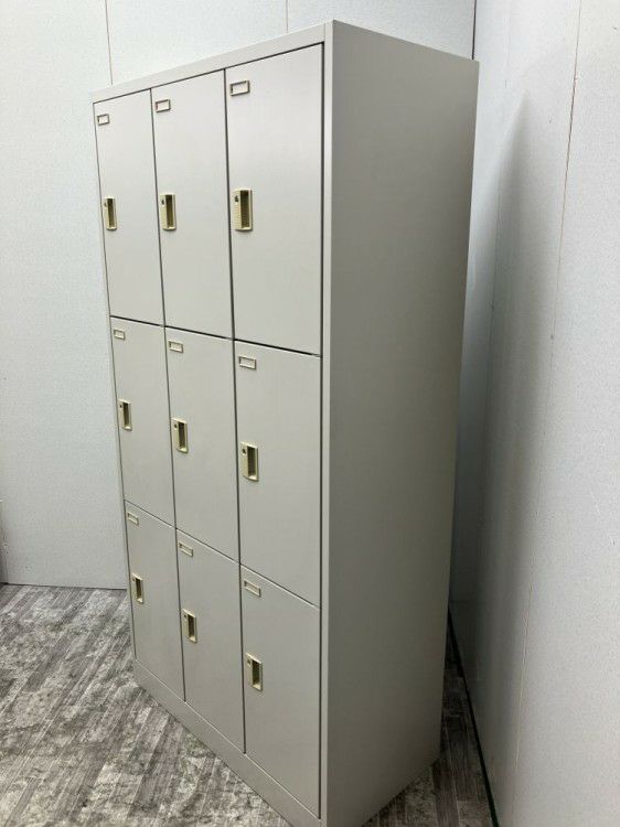 オカムラFZタイプシリーズ 9人用ロッカー 商品画像2