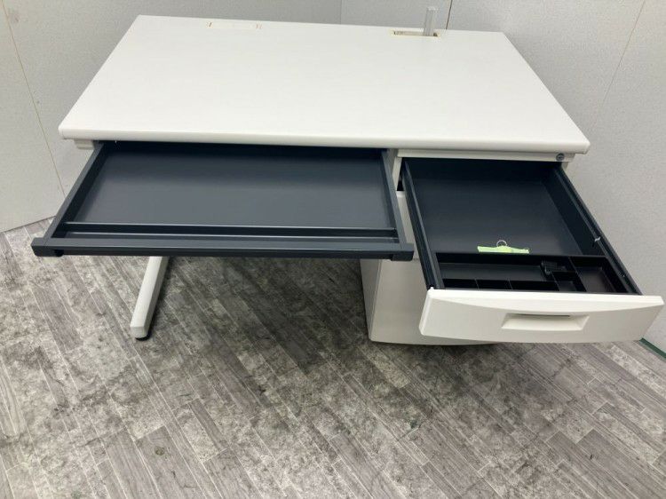 イトーキCZシリーズ 1100片袖デスク 商品画像5