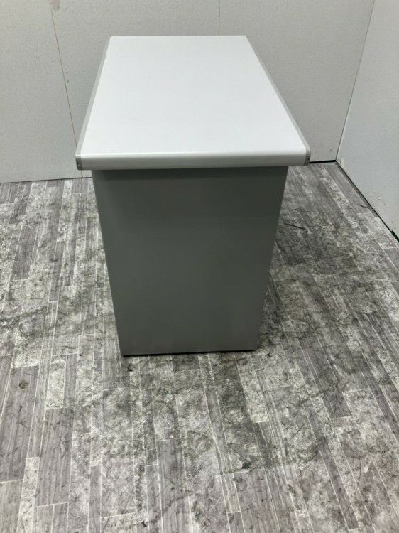 ウチダ（内田洋行）フィードシリーズ 3段脇机 商品画像6