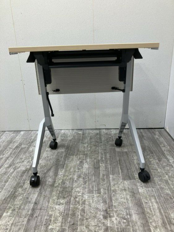 ウチダ（内田洋行）パラグラフ（Paragraph）シリーズ 650サイドスタックテーブル 商品画像7