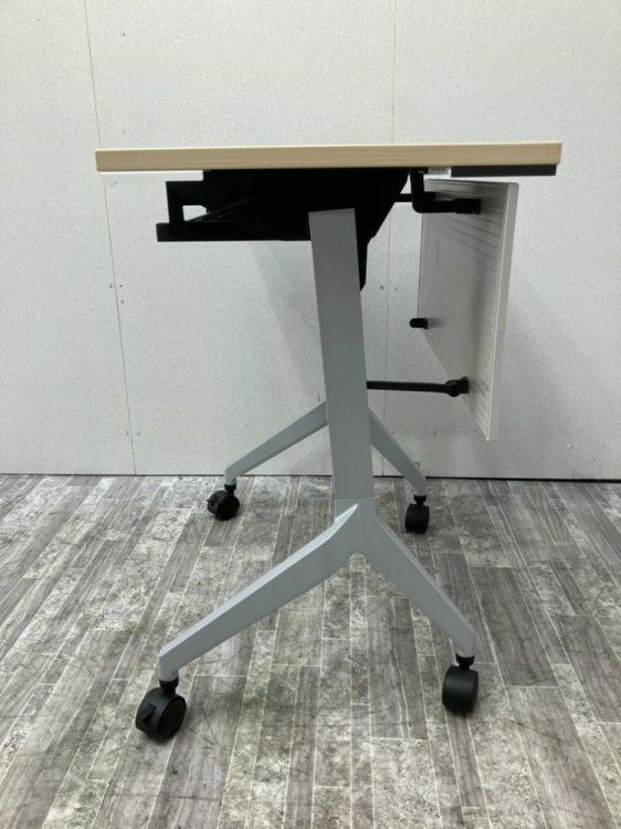 ウチダ（内田洋行）パラグラフ（Paragraph）シリーズ 650サイドスタックテーブル 商品画像8