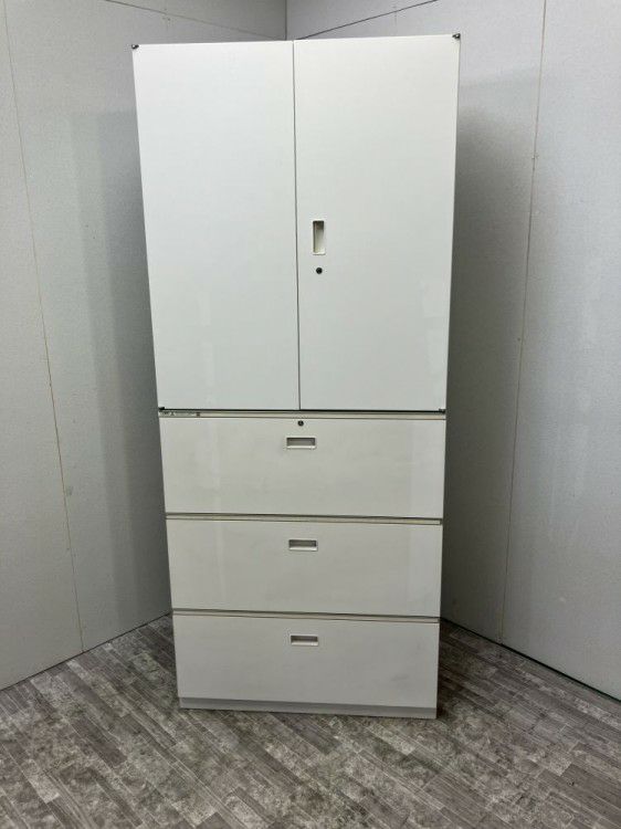 イトーキシンラインシリーズ 3段ラテラル・両開き上下書庫 商品画像1
