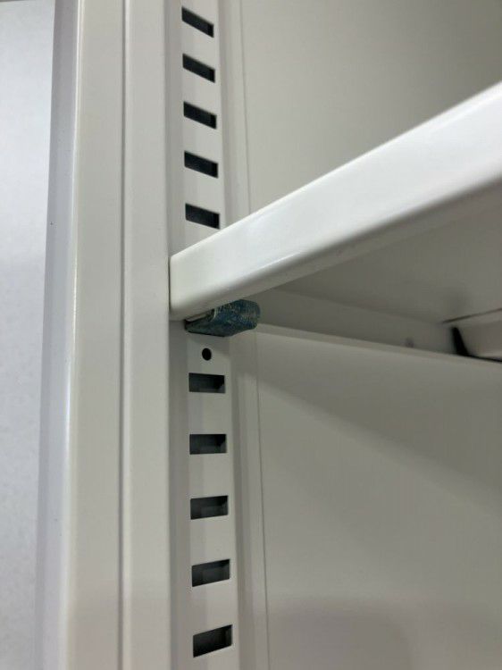 イトーキシンラインシリーズ 3段ラテラル・両開き上下書庫 商品画像5