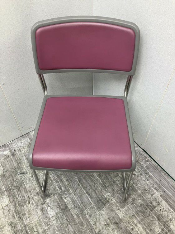コクヨスタッキングチェア 商品画像3