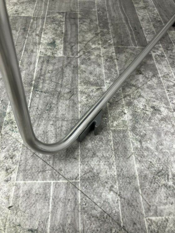 コクヨスタッキングチェア 商品画像5