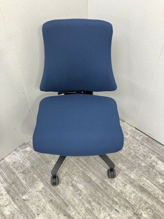 イトーキf(エフチェア)シリーズ エフチェア 商品画像3