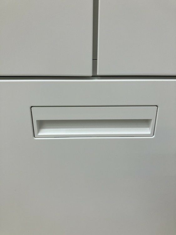 コクヨEDIA(エディア)シリーズ 16人用ロッカー+下段ラテラル書庫 商品画像9