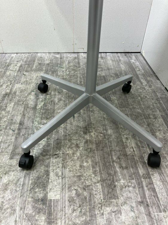 コクヨJUTO（ジュート）シリーズ 750角テーブル 商品画像3