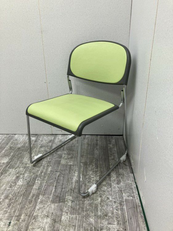 トキオスタッキングチェア 商品画像1