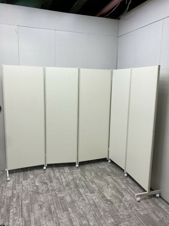 5連結パーテーション 商品画像1