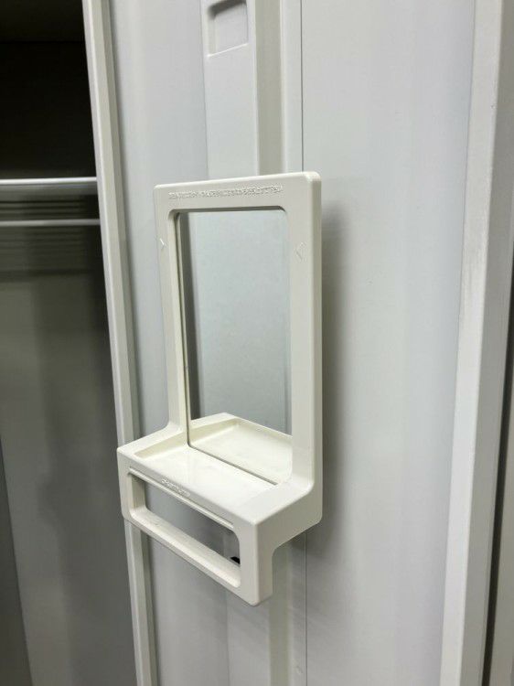 オカムラFZタイプシリーズ 2人用ロッカー 商品画像7