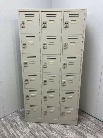 ライオン18人用ロッカー 商品画像1