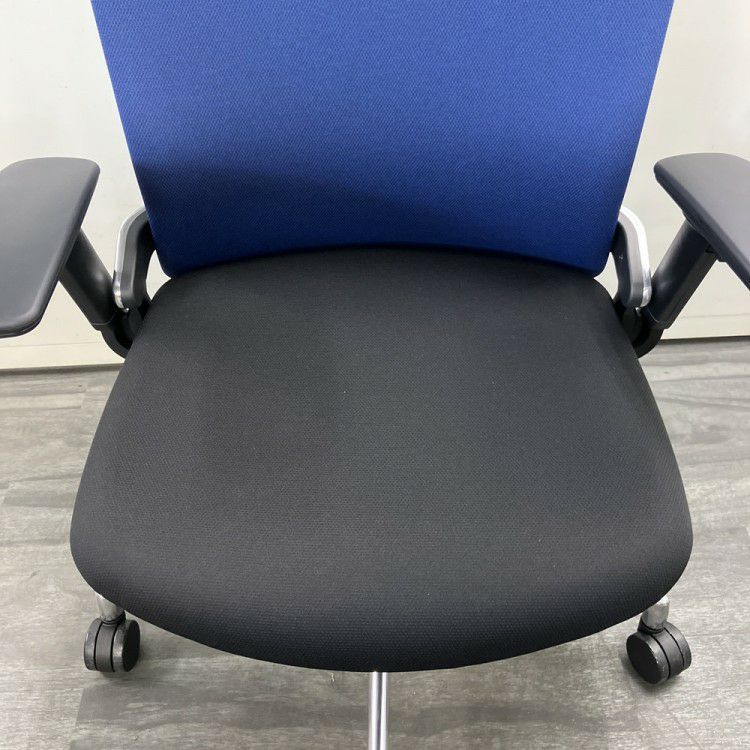 ウチダ（内田洋行）パルス（PULSE）チェア 可動肘付パルスチェア 商品画像9