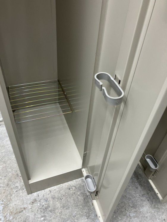 コクヨ3人用ロッカー 商品画像5