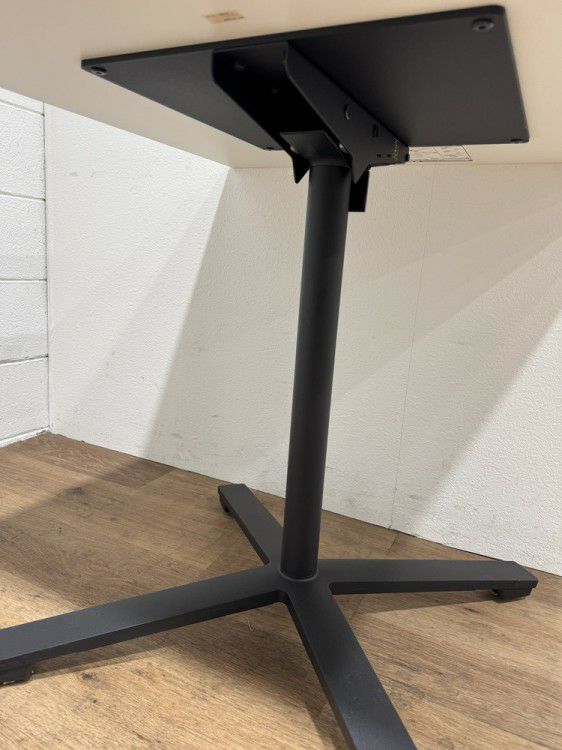 コクヨビエナ（VIENA）シリーズ 角テーブル 商品画像5